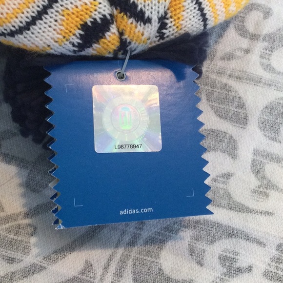 NWT Adidas knit hat team West Virginia Mountaineers - Picture 8 of 9